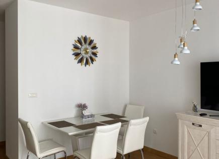 Wohnung für 250 000 euro in Rafailovici, Montenegro