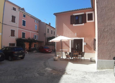 Maison pour 390 000 Euro à Vrsar, Croatie
