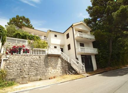 Casa para 205 000 euro en Kotor, Montenegro