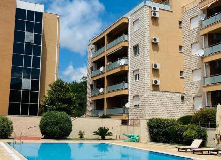 Flat for 350 000 euro in Becici, Montenegro