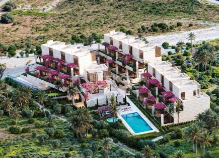 Apartamento para 569 000 euro en Estepona, España