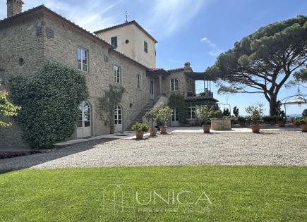 Villa for 5 500 euro per day in Punta Ala, Italy