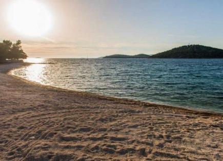 Hôtel pour 585 000 Euro à Rogoznica, Croatie
