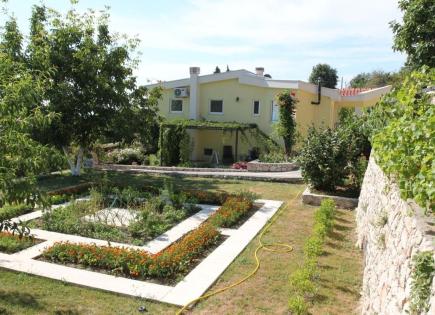 Haus für 600 000 euro in Dobra Voda, Montenegro