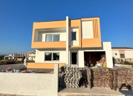 Casa para 320 000 euro en Montenegro