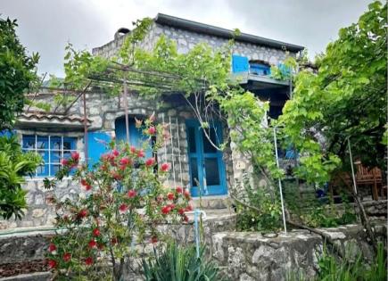 Casa para 245 000 euro en Montenegro