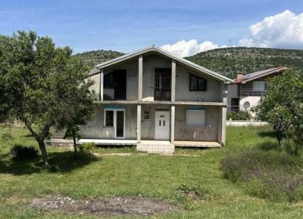 Casa per 158 000 euro in Montenegro