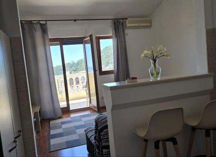 Flat for 120 000 euro in Petrovac, Montenegro