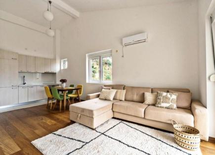 Piso para 190 000 euro en Przno, Montenegro