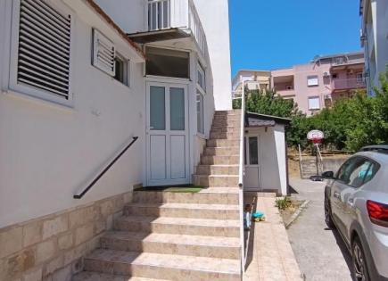 Appartement pour 160 000 Euro à Šušanj, Monténégro