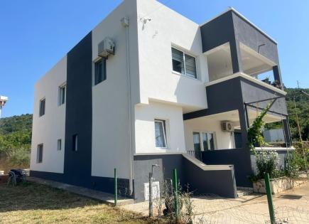 Maison pour 285 000 Euro à Dobra Voda, Monténégro