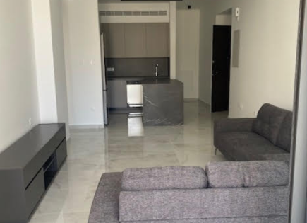 Apartment for 1 900 euro per month in Mesa Geitonia, Cyprus