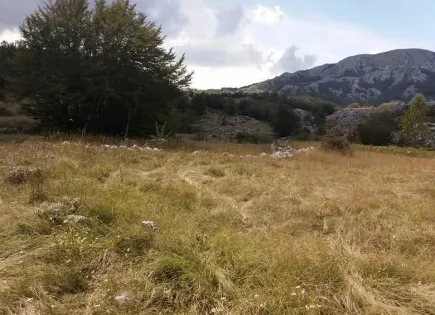 Grundstück für 118 900 euro in Cetinje, Montenegro