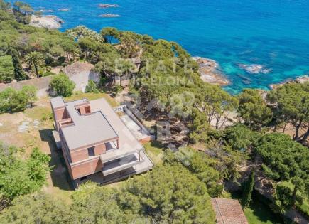 Land for 10 500 000 euro in Platja D'Aro, Spain