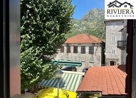 Appartement pour 85 000 Euro à Risan, Monténégro