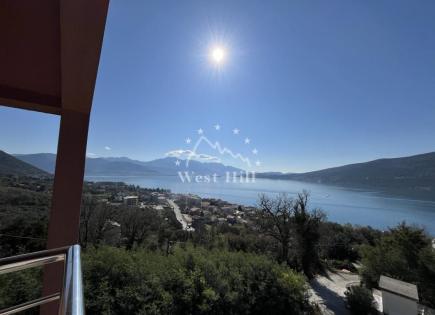 Appartement pour 260 000 Euro à Dénovici, Monténégro
