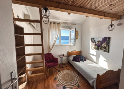Flat for 110 000 euro in Zelenika, Montenegro
