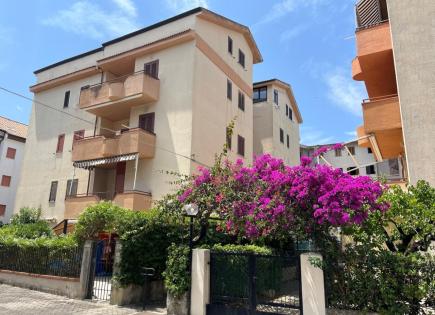 Piso para 48 000 euro en Scalea, Italia