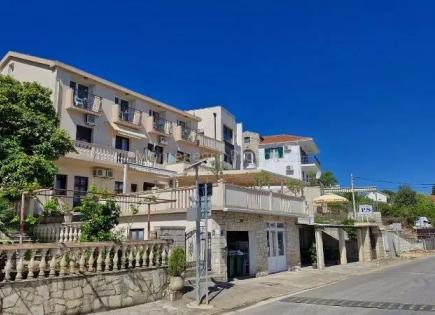 Maison de rapport pour 1 500 000 Euro sur la Luštica, Monténégro