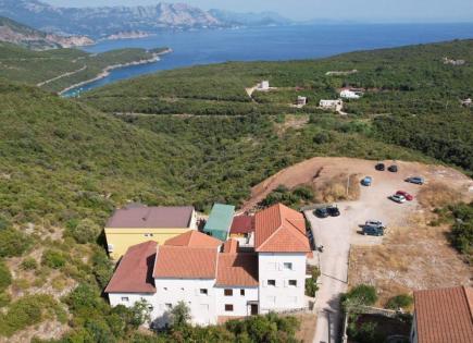 Haus für 1 350 000 euro in Krimovica, Montenegro