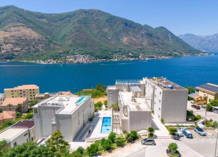 Apartment für 180 000 euro in Dobrota, Montenegro
