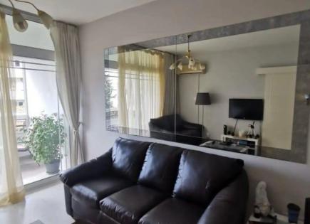 Apartamento para 1 500 euro por mes en Lárnaca, Chipre