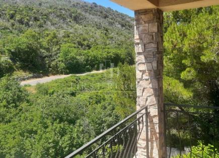 House for 168 000 euro on Lustica peninsula, Montenegro