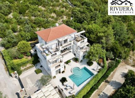 Villa für 875 000 euro in Herceg-Novi, Montenegro