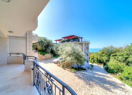 Appartement pour 240 000 Euro à Petrovac, Monténégro