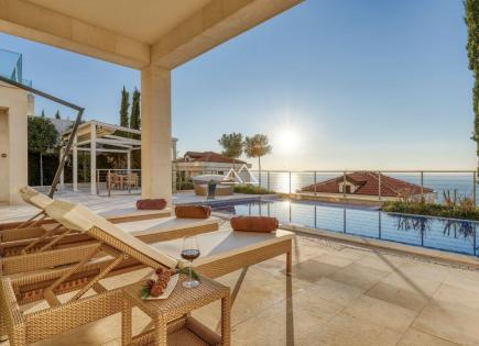 Apartment for 2 280 000 euro in Rezevici, Montenegro