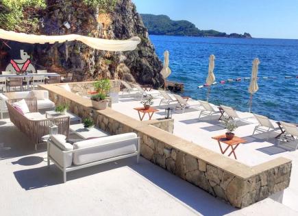 Apartamento para 856 000 euro en Budva, Montenegro