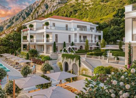 Flat for 255 600 euro in Dobrota, Montenegro