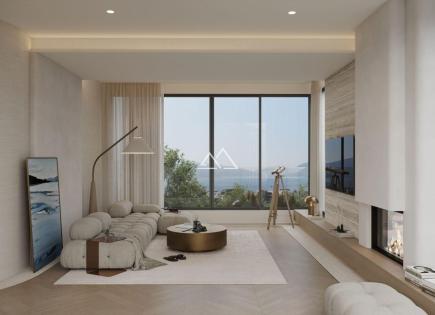 Villa for 2 400 000 euro in Tivat, Montenegro
