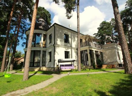 House for 880 000 euro in Bulduri, Latvia