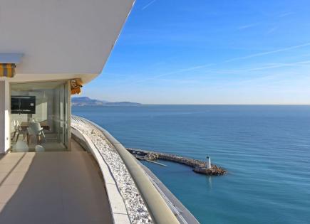 Apartamento para 6 000 euro por semana en Villeneuve-Loubet, Francia