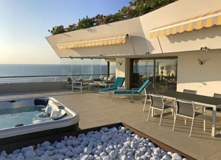 Apartment for 17 000 euro per week in Villeneuve-Loubet, France
