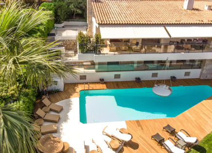 Villa a Saint-Jean-Cap-Ferrat, Francia (prezzo su richiesta)