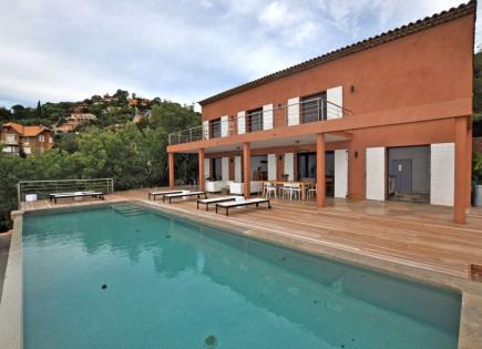 Villa per 9 100 euro alla settimana a Theoule-sur-Mer, Francia