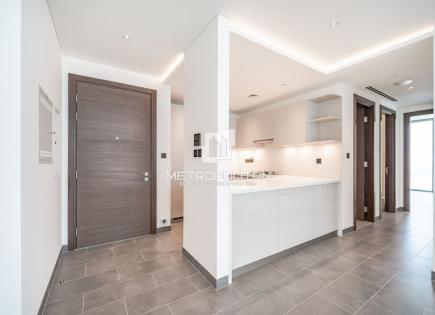 Apartamento para 3 028 euro por mes en Dubái, EAU