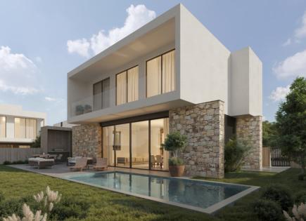 Flat for 525 000 euro in Paphos, Cyprus