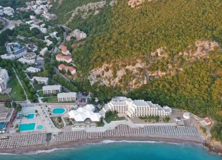 Grundstück für 2 168 969 euro in Chan, Montenegro