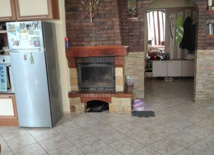 Bungalow pour 104 500 Euro à Banya, Bulgarie
