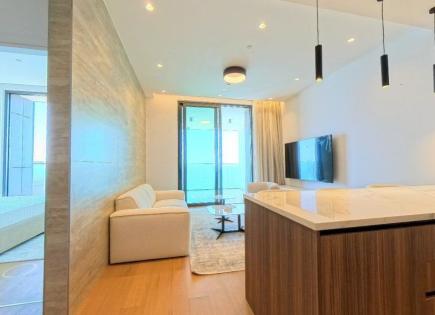 Apartamento para 4 300 euro por mes en Agios Tychon, Chipre
