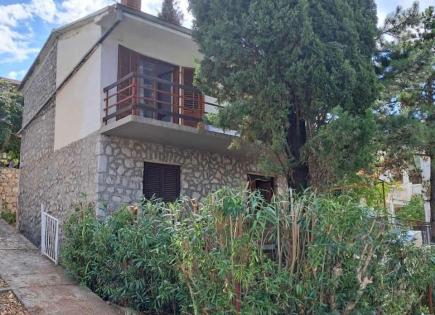 Casa para 225 000 euro en Tivat, Montenegro