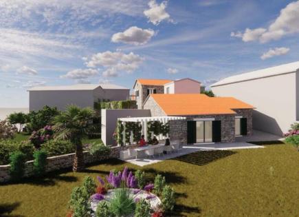 Casa para 220 000 euro en Luštica, Montenegro