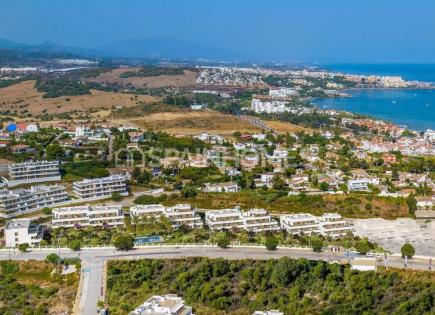 Appartamenti per 430 000 euro a Estepona, Spagna