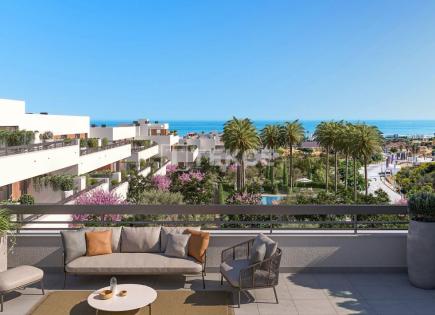 Apartment for 320 000 euro in Estepona, Spain