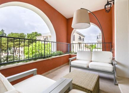 Apartment for 399 000 euro on Lustica peninsula, Montenegro