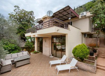 Villa for 850 000 euro in Budva, Montenegro