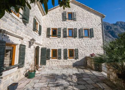 Villa pour 1 750 000 Euro à Orahovac, Monténégro